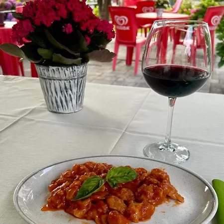 Del Falco Hotel Livo (Lombardy)